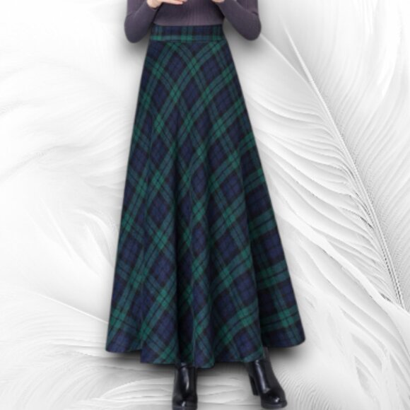 Green & Navy Tartan Plaid A-Line Skirt With Elastic Waist - Picture 1 of 7